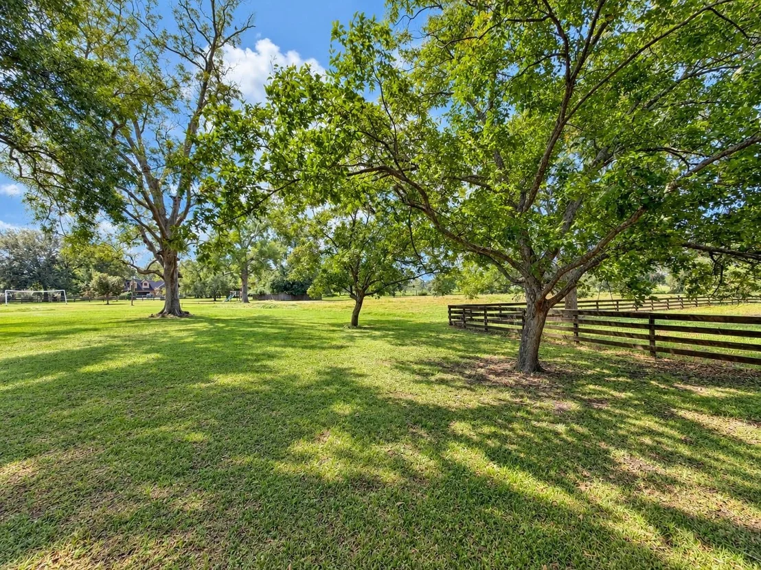 Photo of 407 Branding Iron Circle