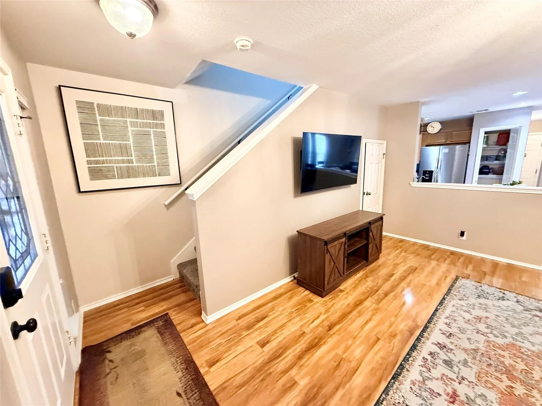 Photo of 504 Rolling Oak Drive