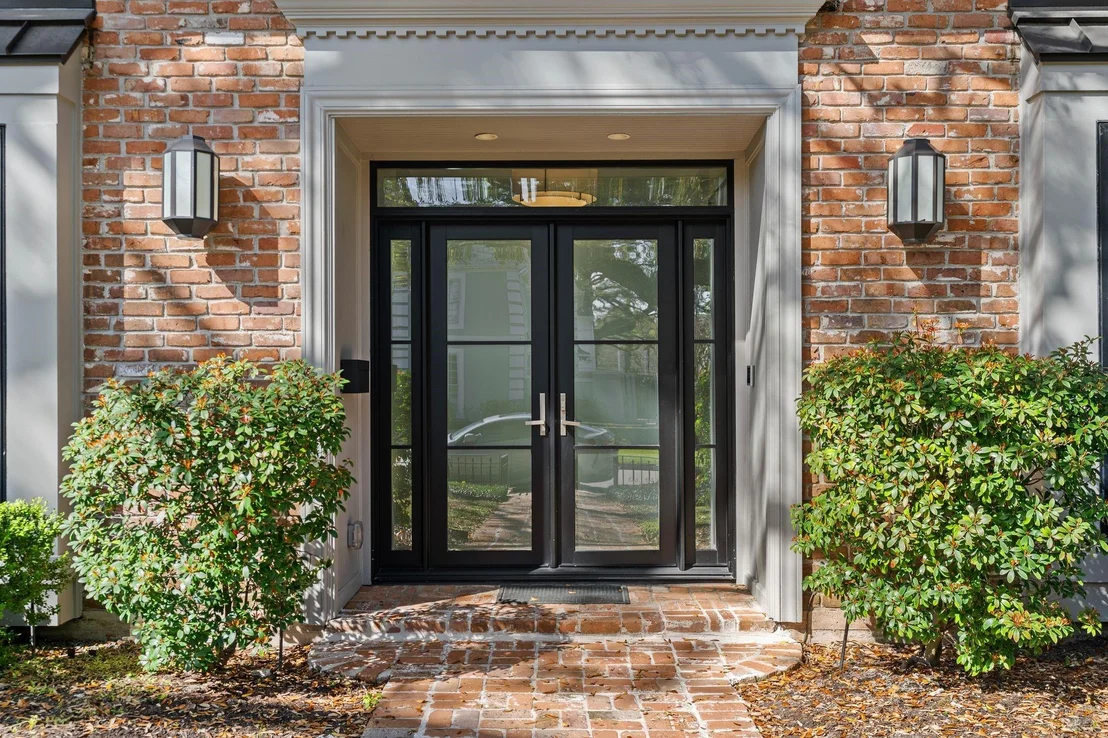 Photo of 2130 Stanmore