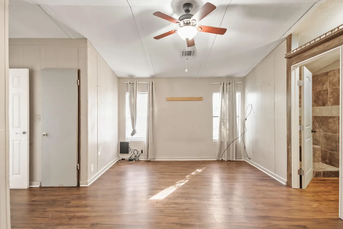 Photo of 17317 E Greenleaf Lane