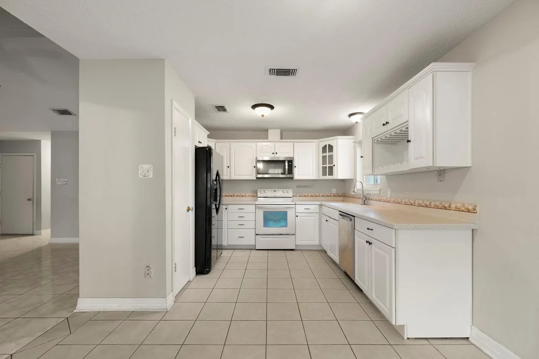 Photo of 23826 Lestergate Drive