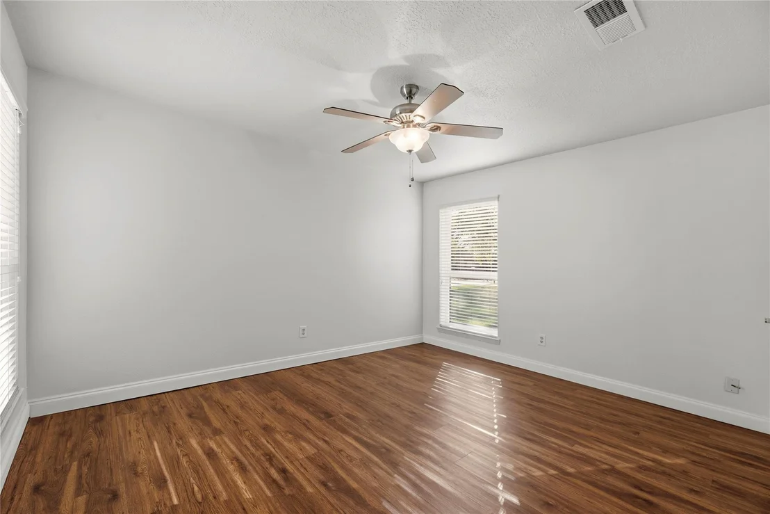 Photo of 12802 Jarvis Road