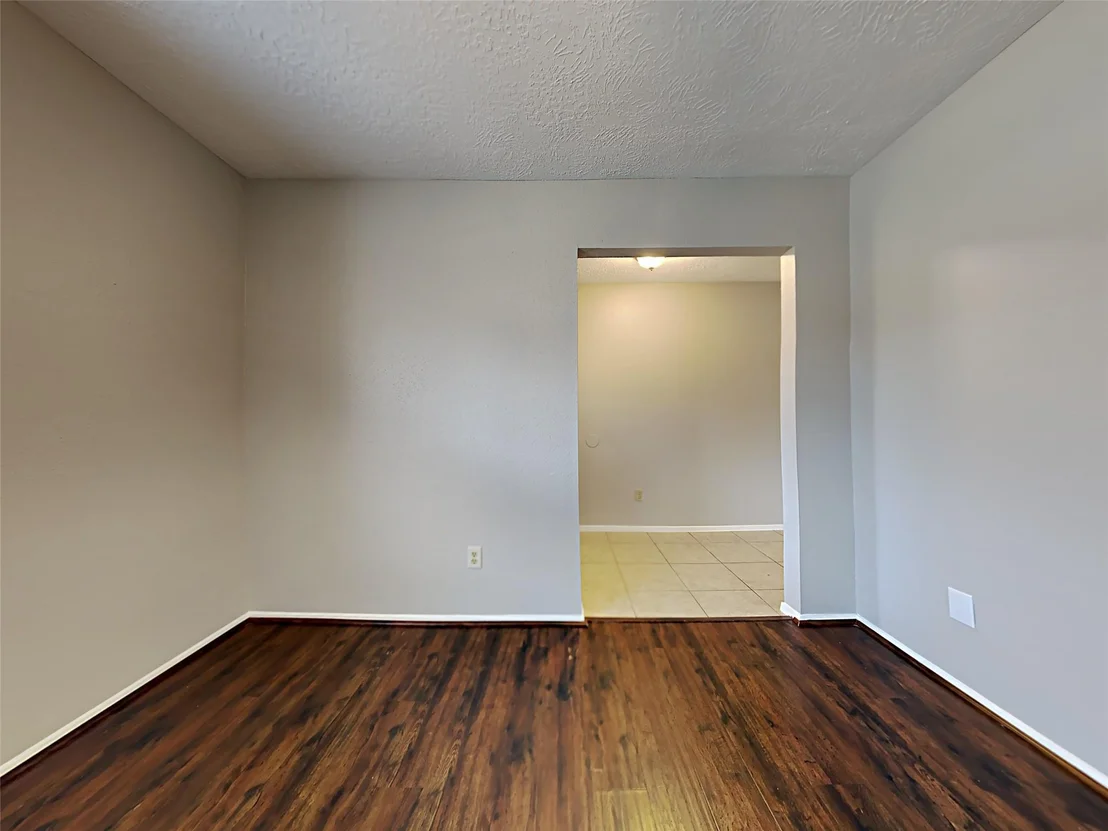 Photo of 216 Maple Leaf Drive