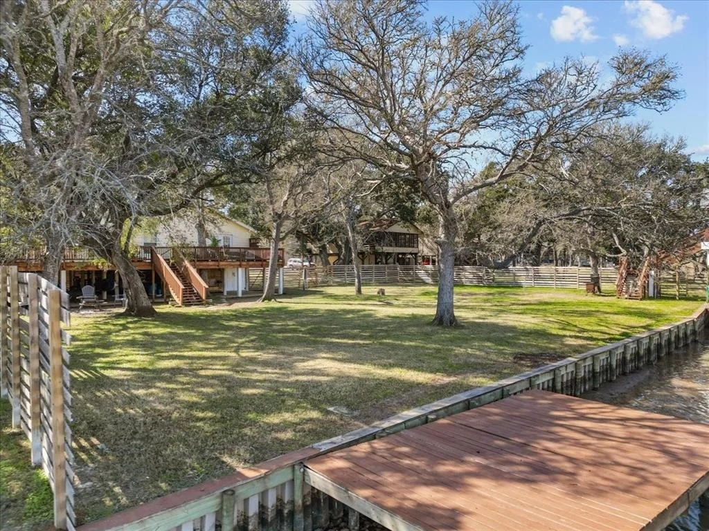Photo of 683 Private Road 652