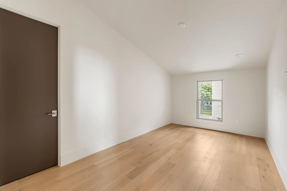 Photo of 3115 Beauchamp Street