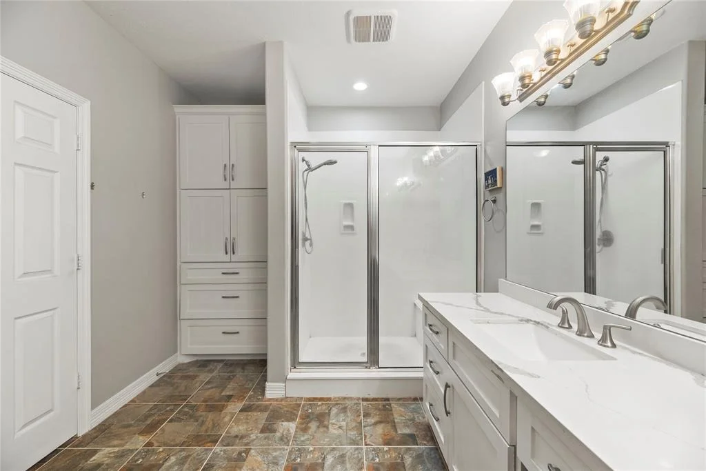 Photo of 2409 Deercreek Circle