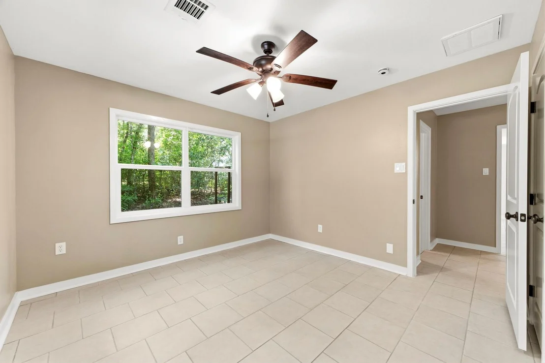 Photo of 8330 Elm