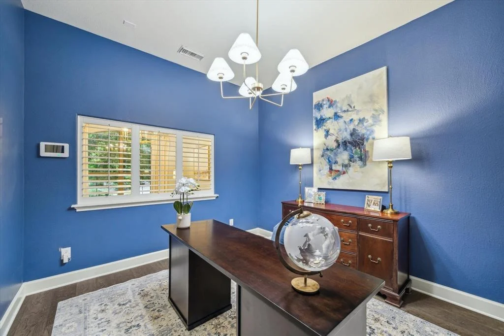 Photo of 63 E Beckonvale Circle