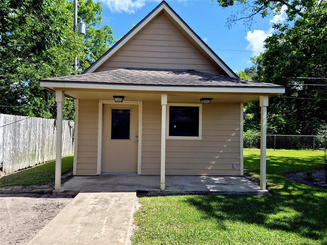 Photo of 613 Southside Drive