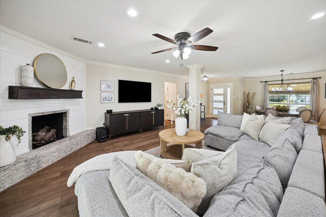 Photo of 14114 River Forest Drive