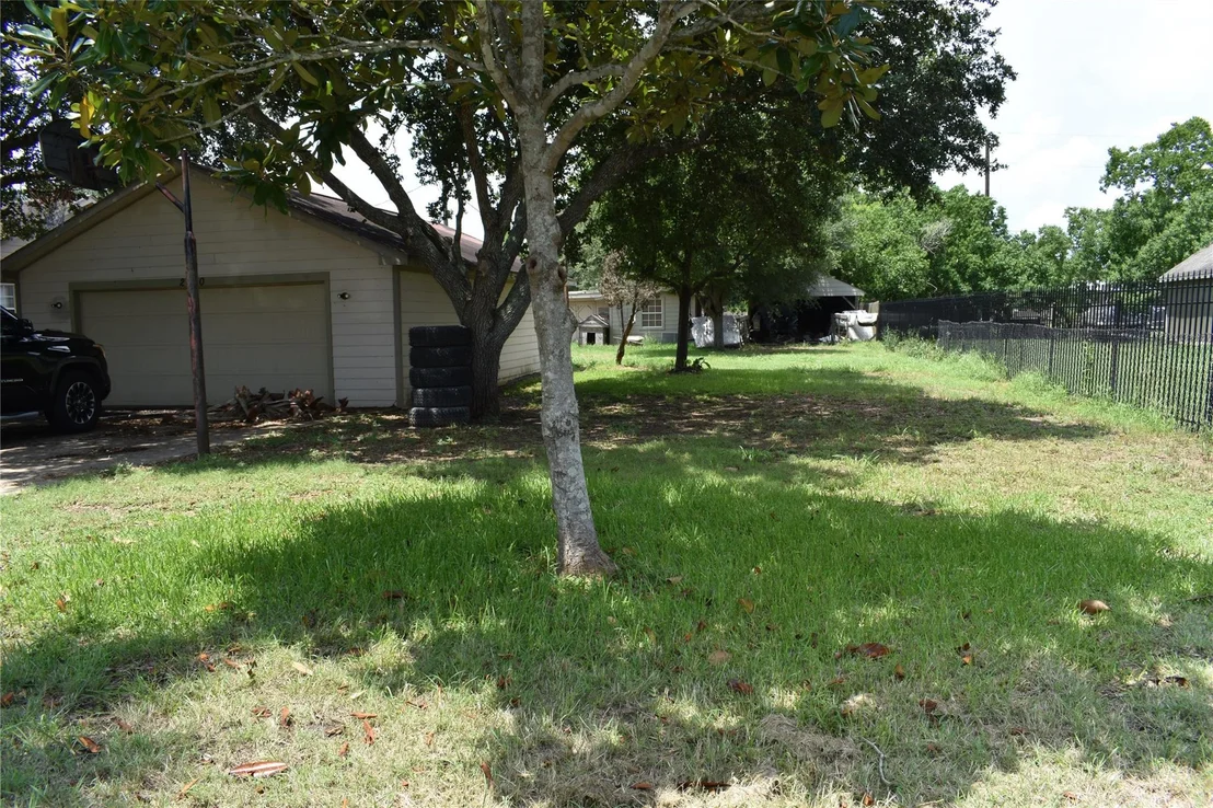 Photo of 2210 Geronimo Lane