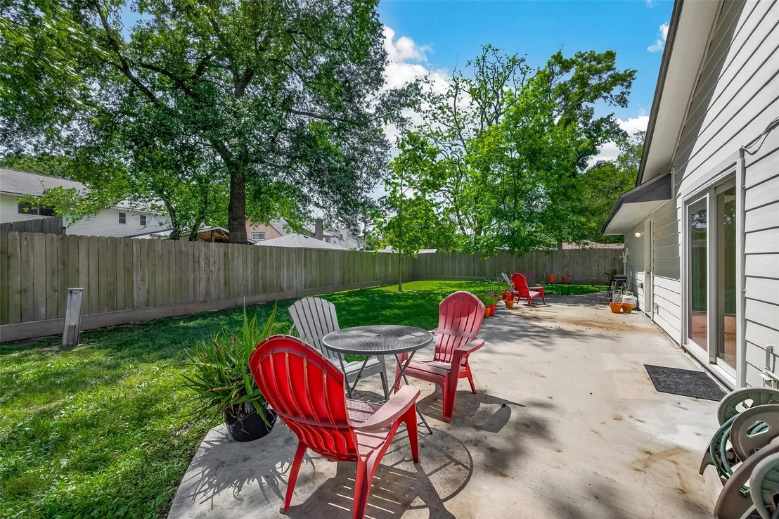 Photo of 4142 Willow Hill Drive