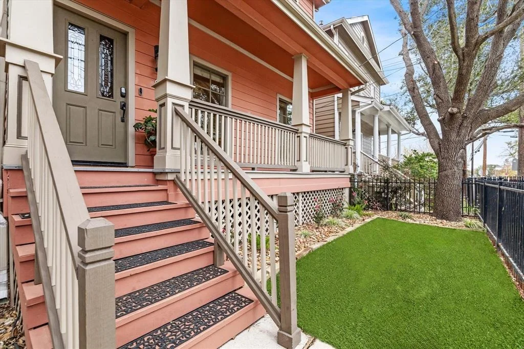 Photo of 1749 Beall Street