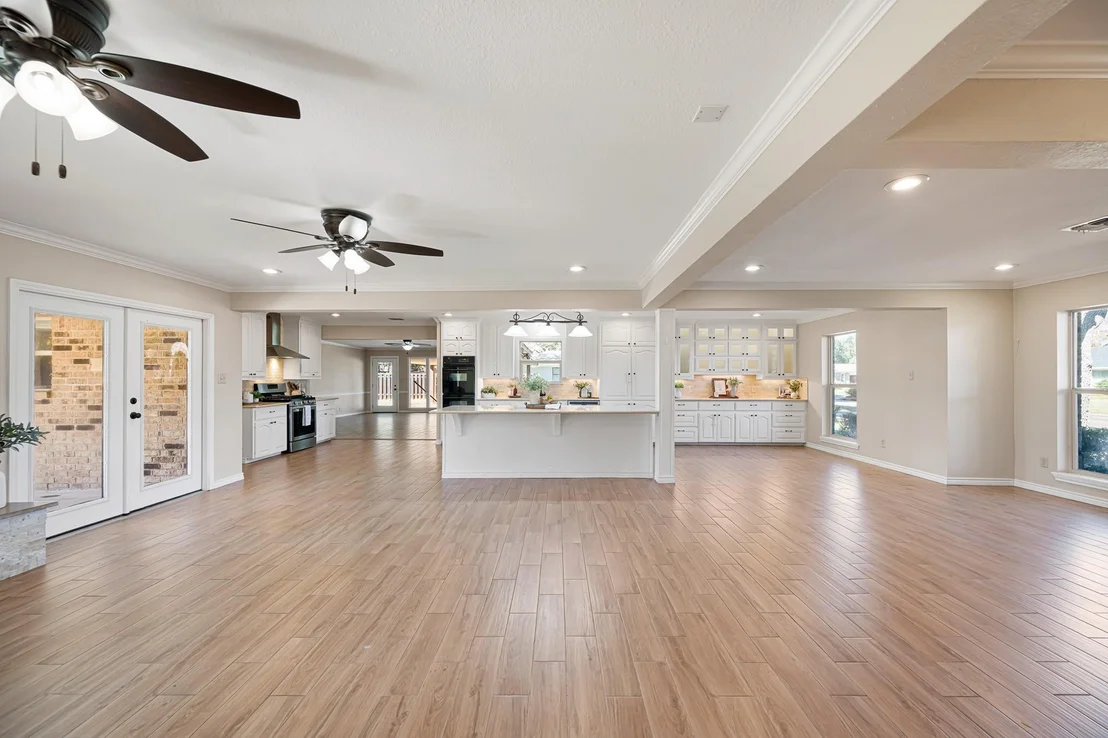 Photo of 1412 Briar Lane