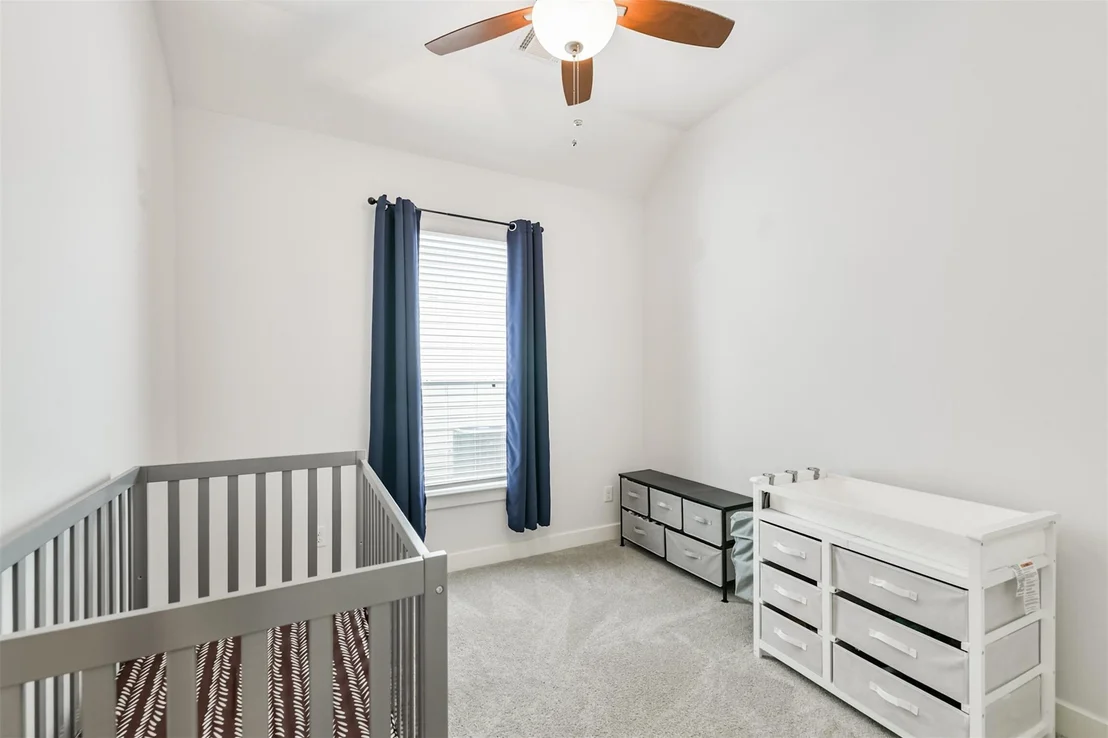 Photo of 260 Shoreview Drive