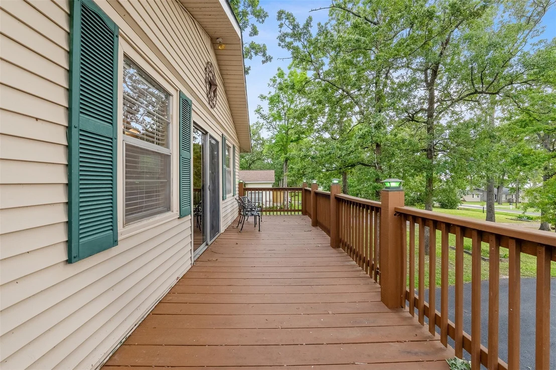 Photo of 439 Lakeview Harbor