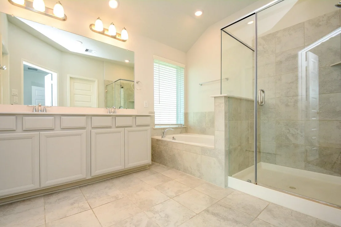Photo of 1807 Iris Knoll Lane