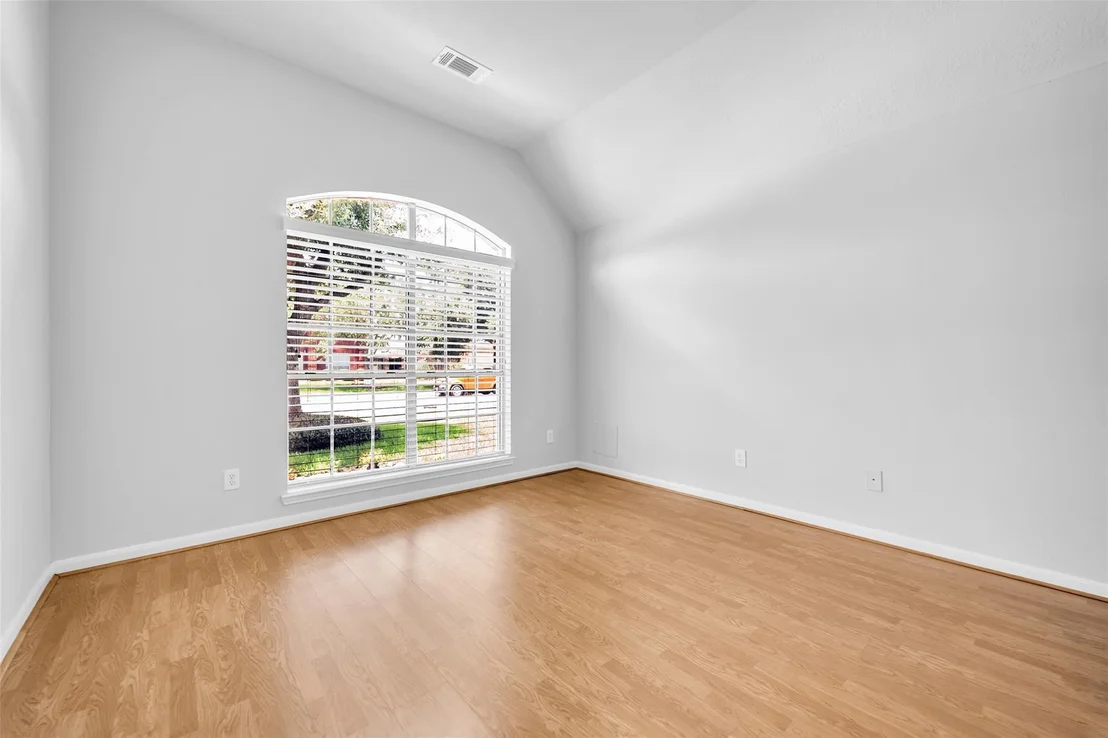 Photo of 4109 Oak Point Drive