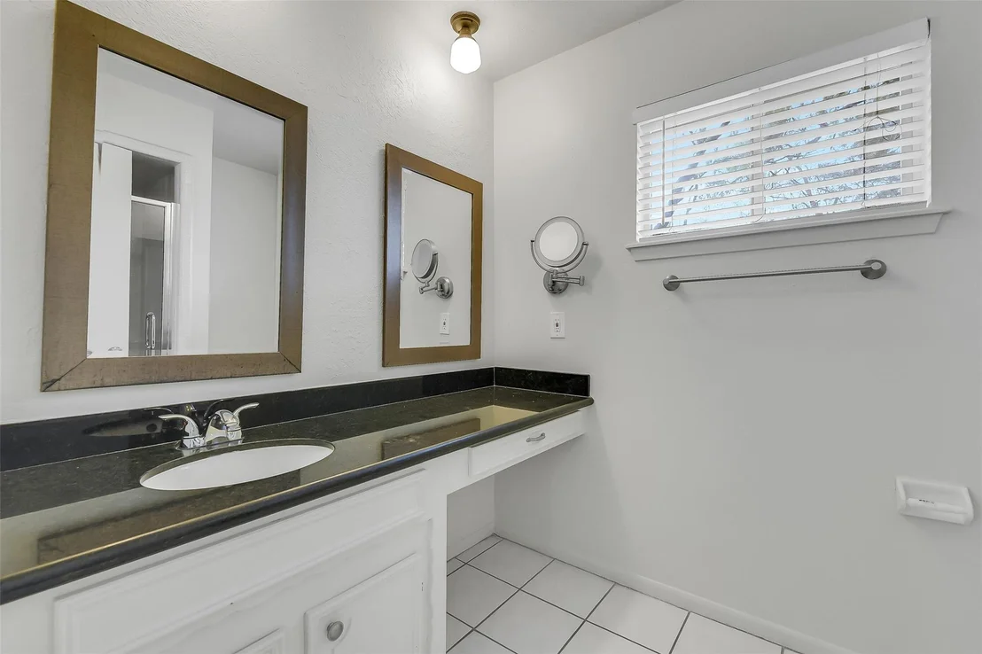 Photo of 25403 Glen Loch Drive