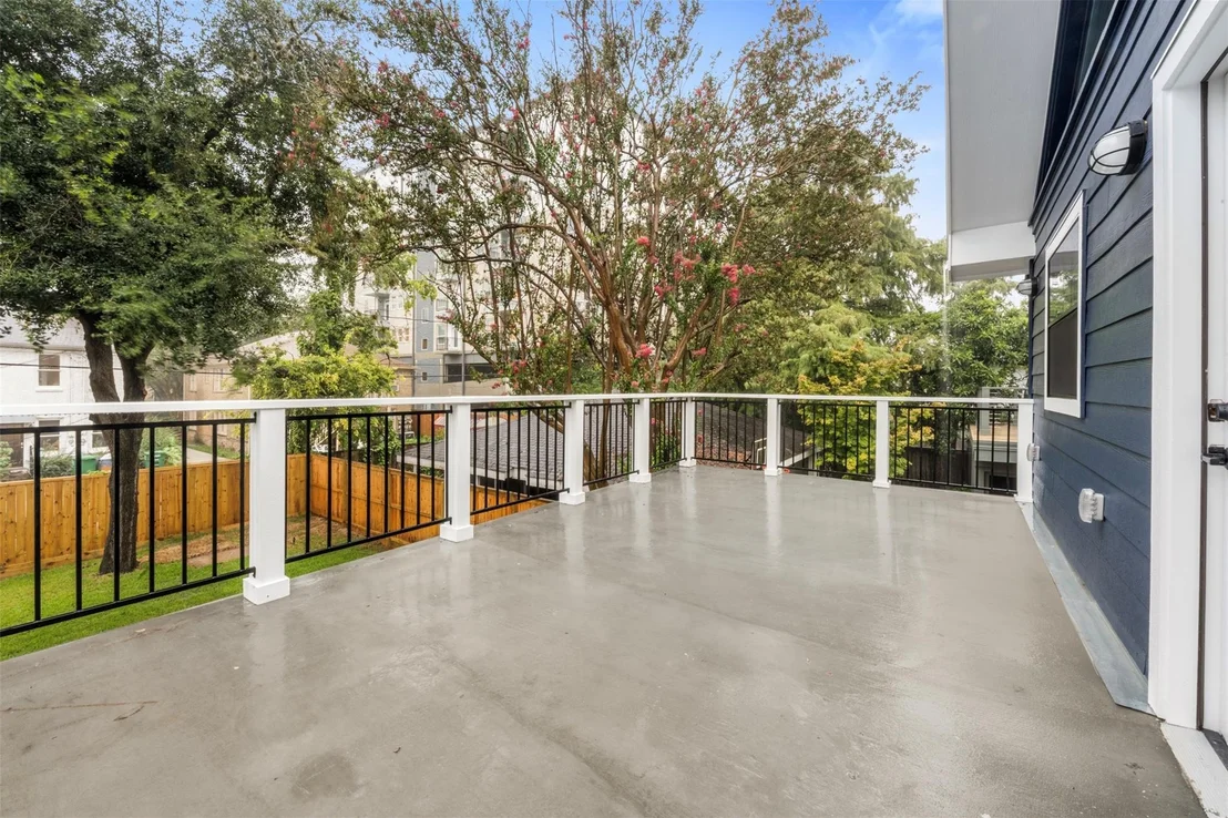 Photo of 1723 Albans Road