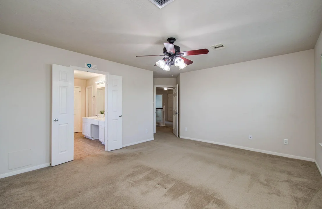 Photo of 21607 Redcrested Glen Court