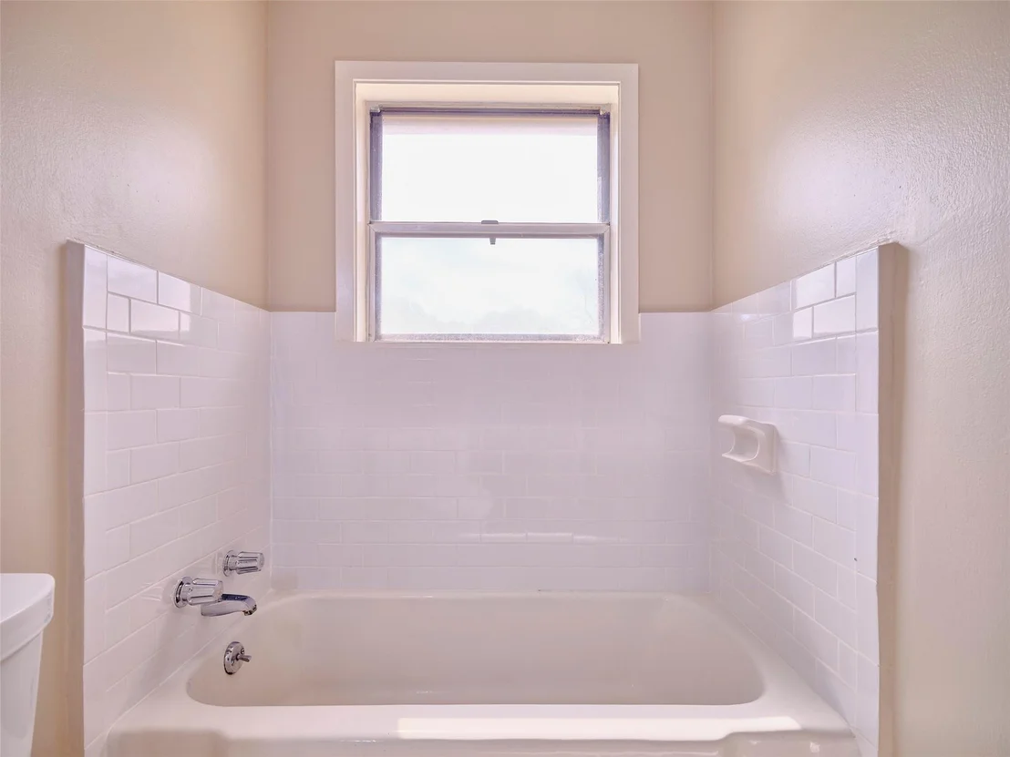 Photo of 3002 Lamar Circle