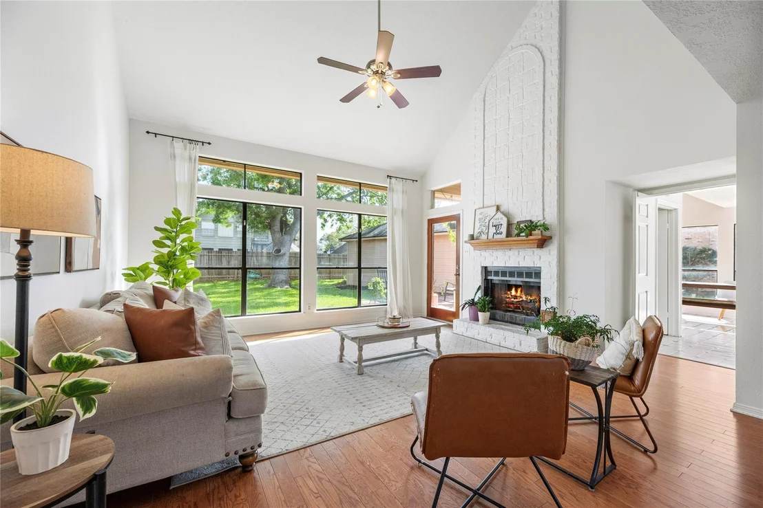 Photo of 1802 Quarterpath Drive