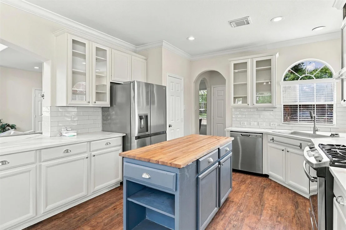 Photo of 7807 Ravens Point Drive