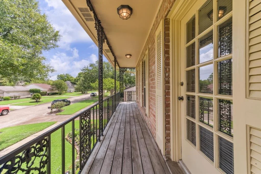 Photo of 16422 Brookvilla Drive