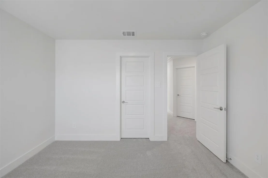Photo of 20715 Draper Road