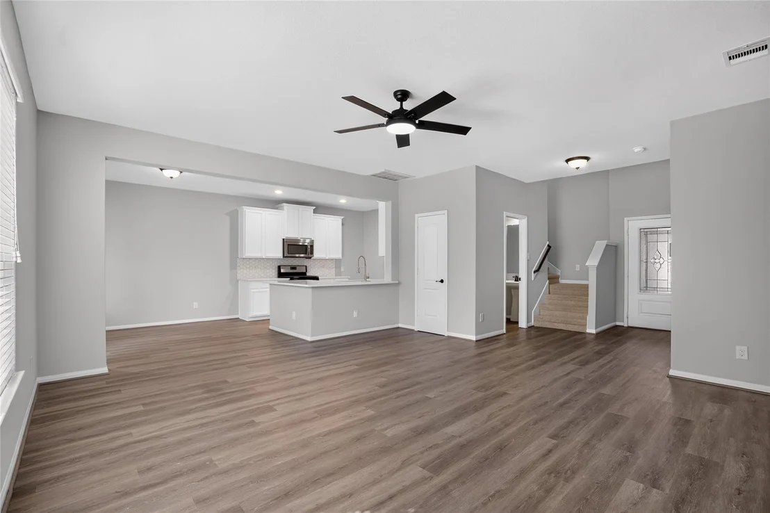 Photo of 7611 Dragon Pearls Lane