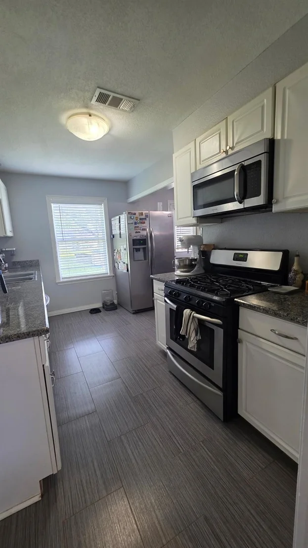 Photo of 1208 Chevy Chase Drive