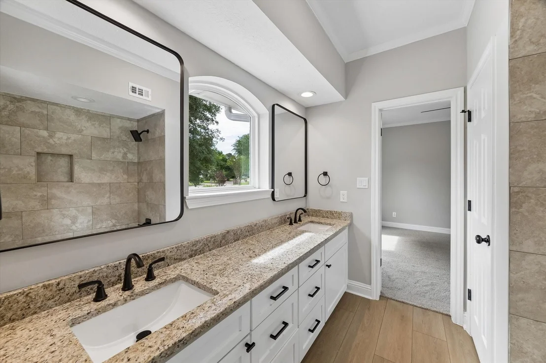 Photo of 20435 Perryoak Drive
