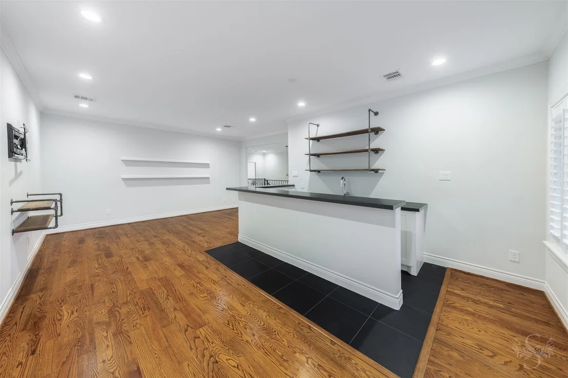 Photo of 818 Lamonte Lane