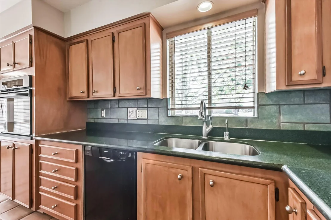 Photo of 1811 Rushbrook Drive