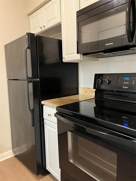 Photo of Unit 144 at 7555 Katy Freeway