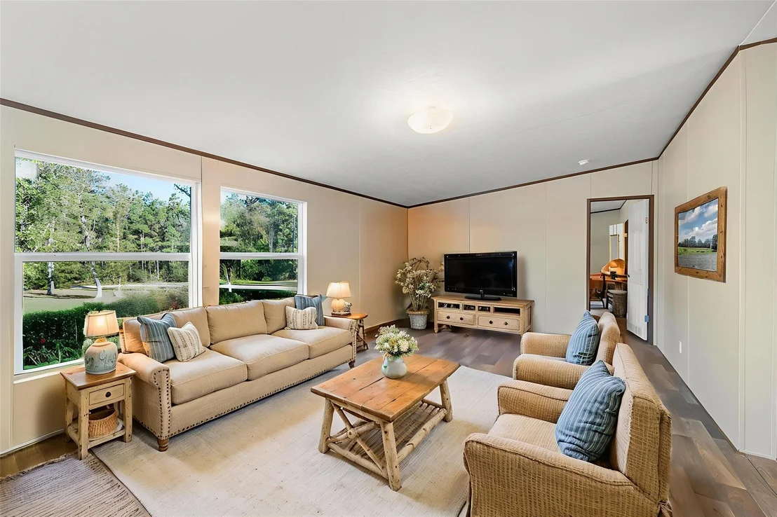 Photo of 224 Commanche Road