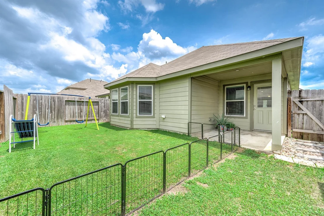 Photo of 17515 Greystanes Road