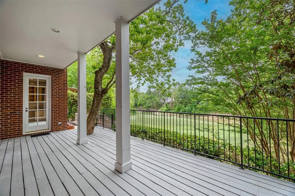 Photo of 27 Hudson Circle