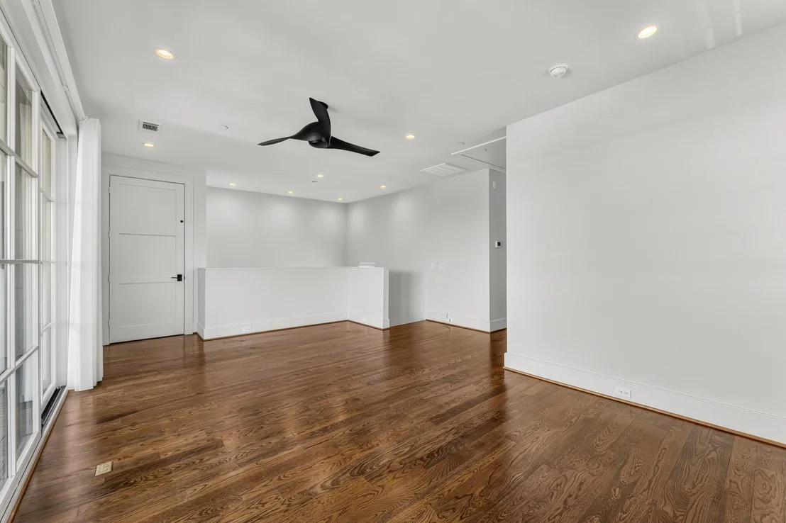 Photo of 2328 Bissonnet Street