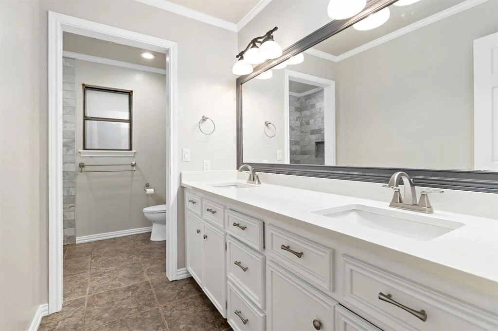 Photo of 608 Meadow Lane