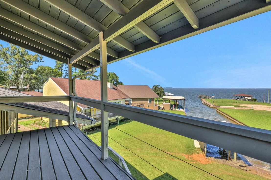 Photo of 20 Ridgeway Drive