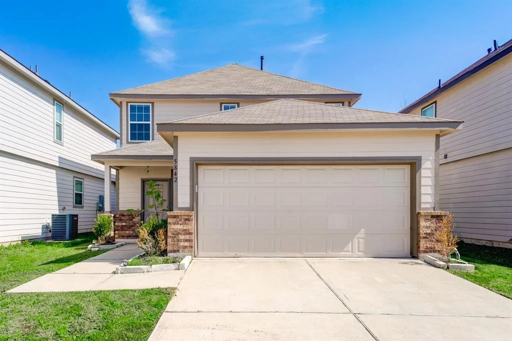 Photo of 5842 Adelaide River Drive