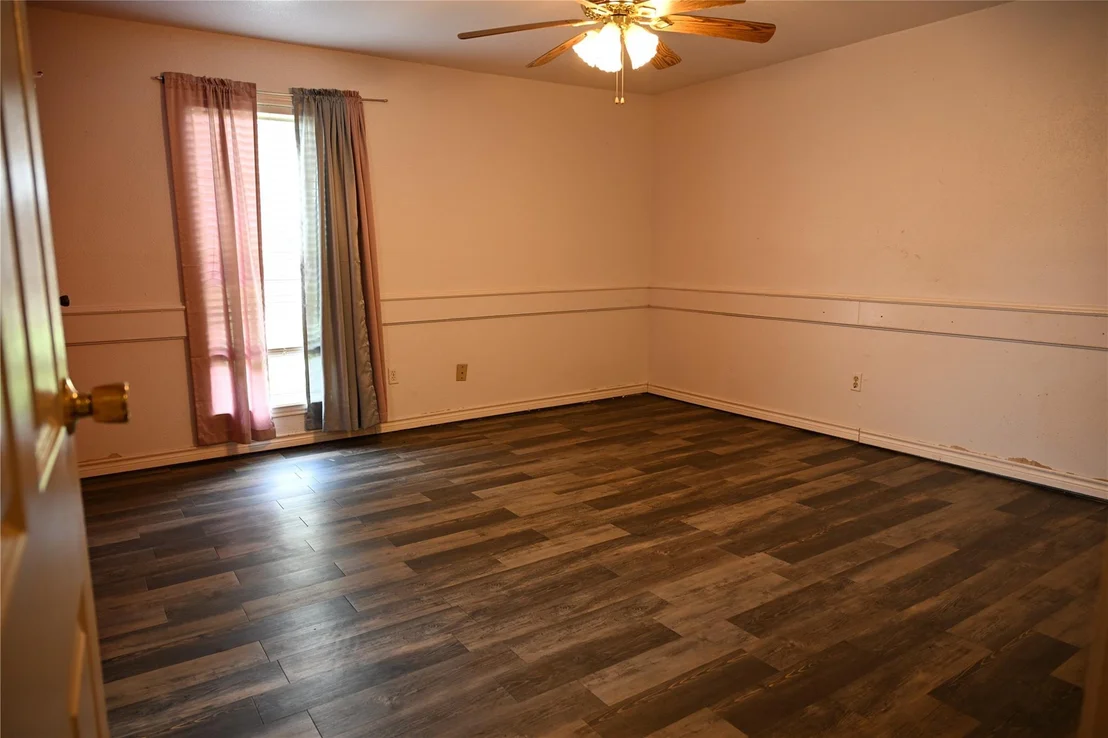 Photo of 252 Bastrop Street