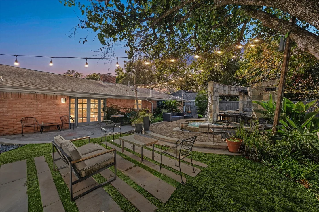 Photo of 10102 Knoboak Drive