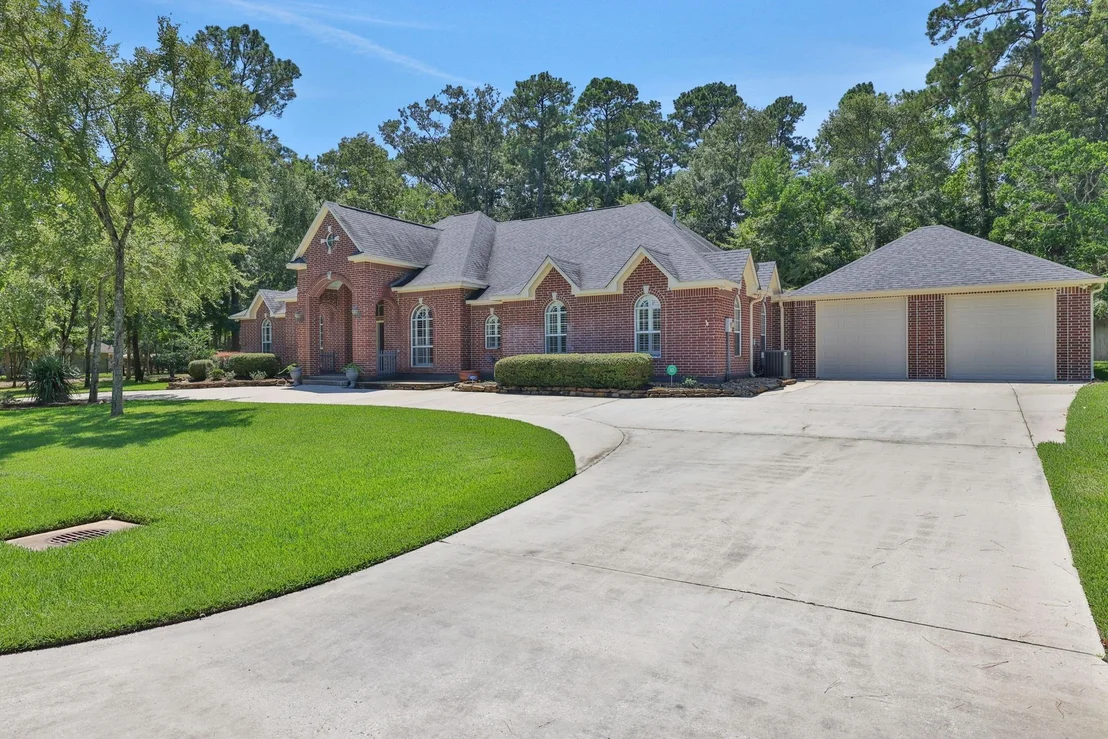 Photo of 601 Lake Grove Drive