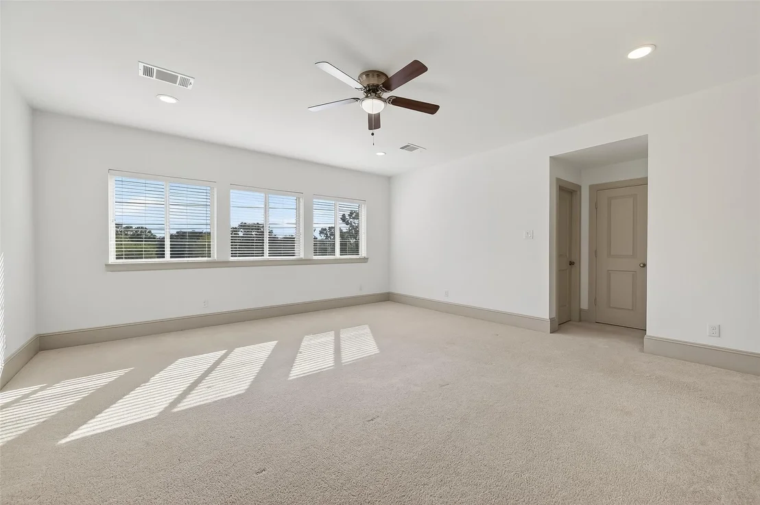 Photo of 10514 Hess Lane