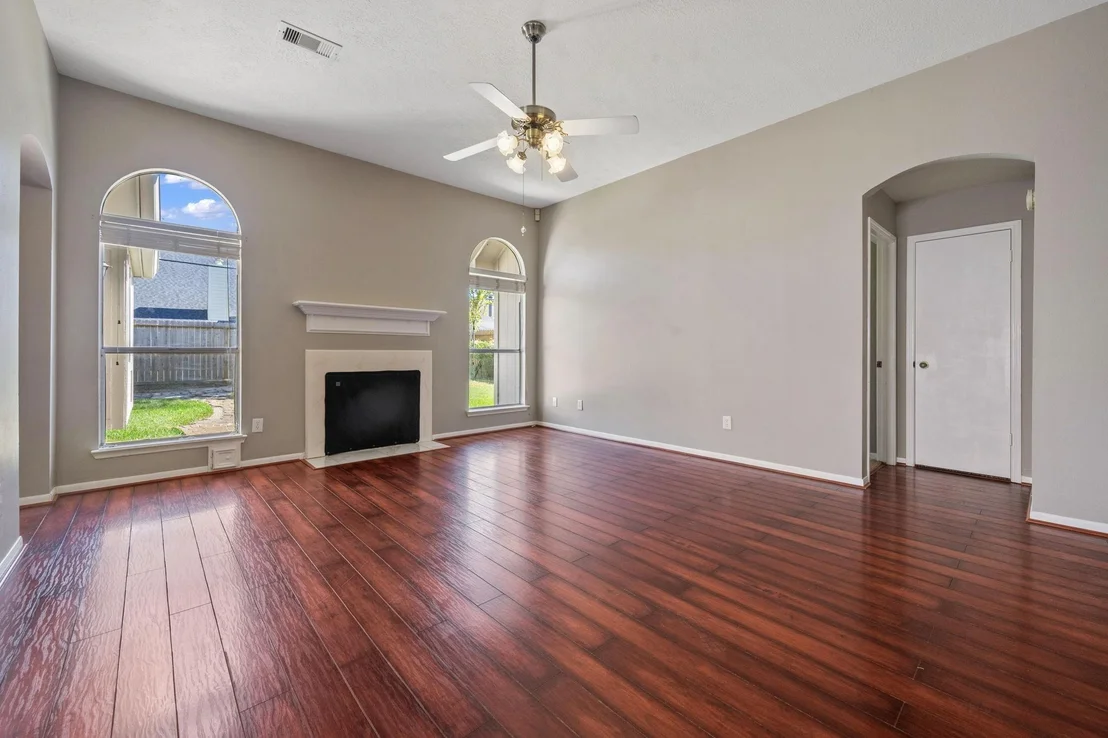 Photo of 18930 Dee Woods Drive