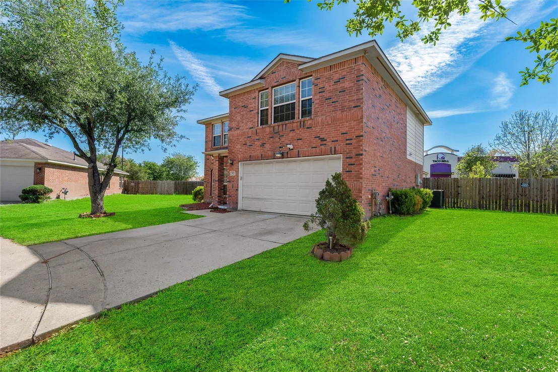 Photo of 5603 Turner Oaks