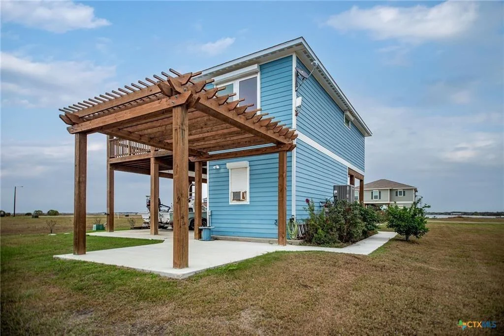 Photo of 1383 Bay Point Drive